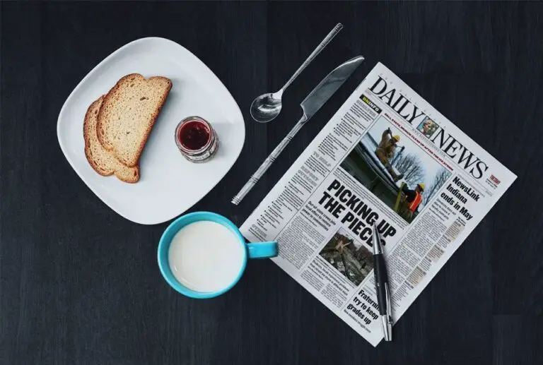 Read more about the article Free Newspaper Mockup PSD